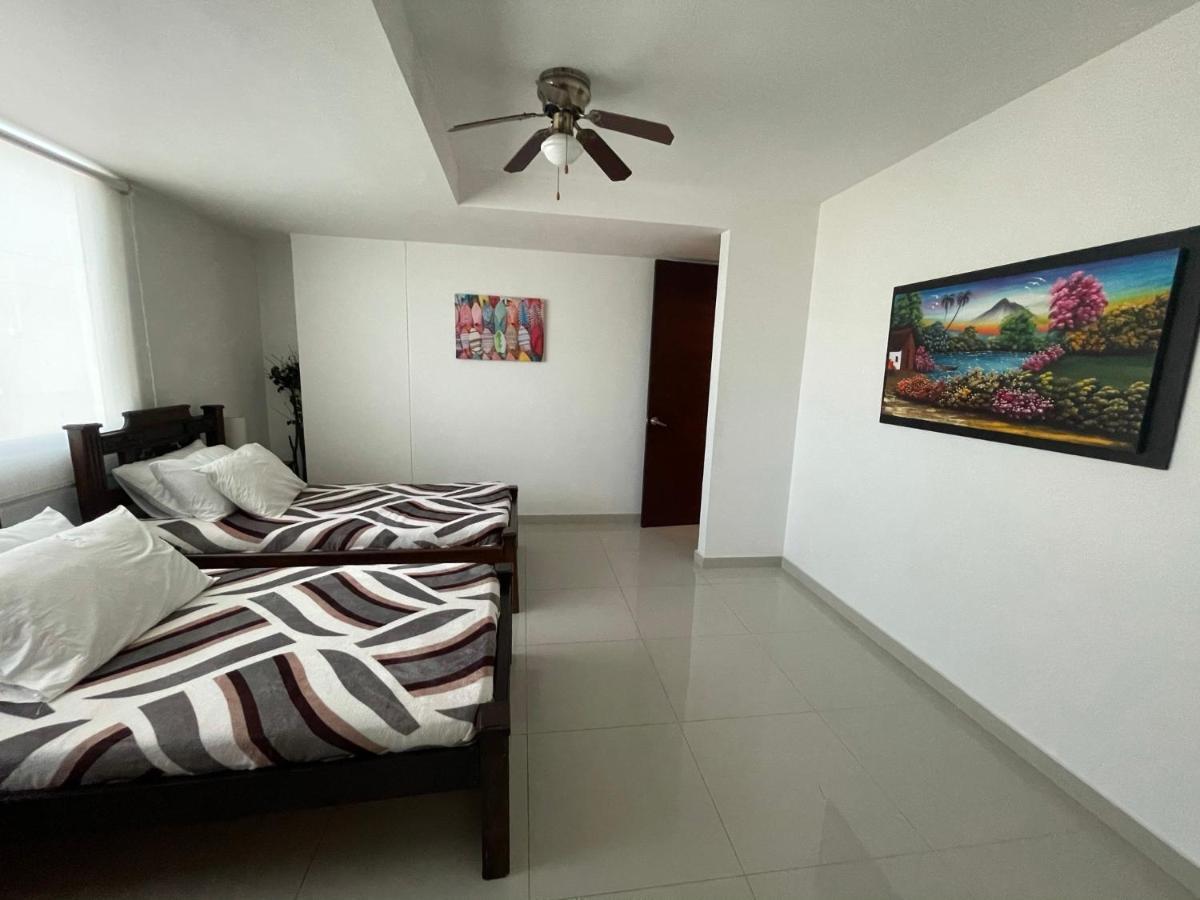Cartagena Beach Front Apartments Екстериор снимка