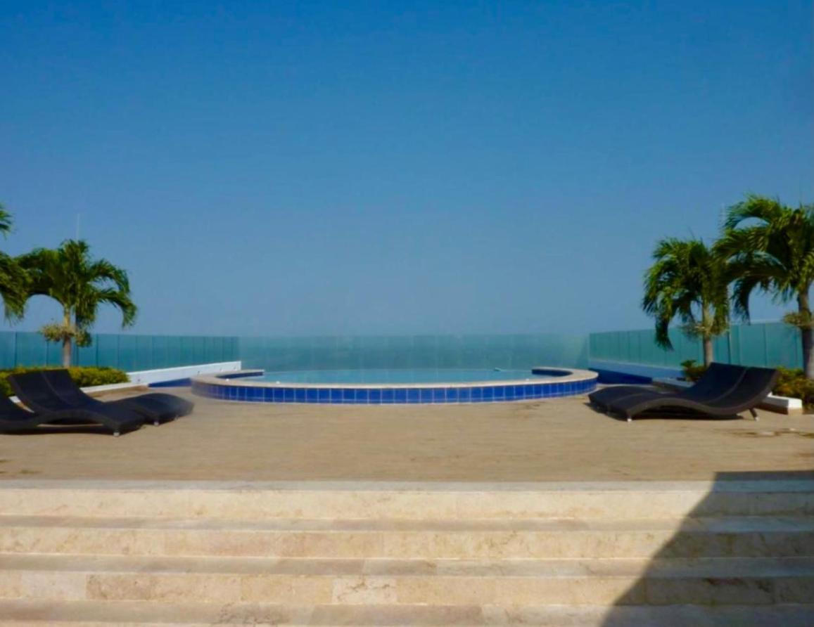 Cartagena Beach Front Apartments Екстериор снимка
